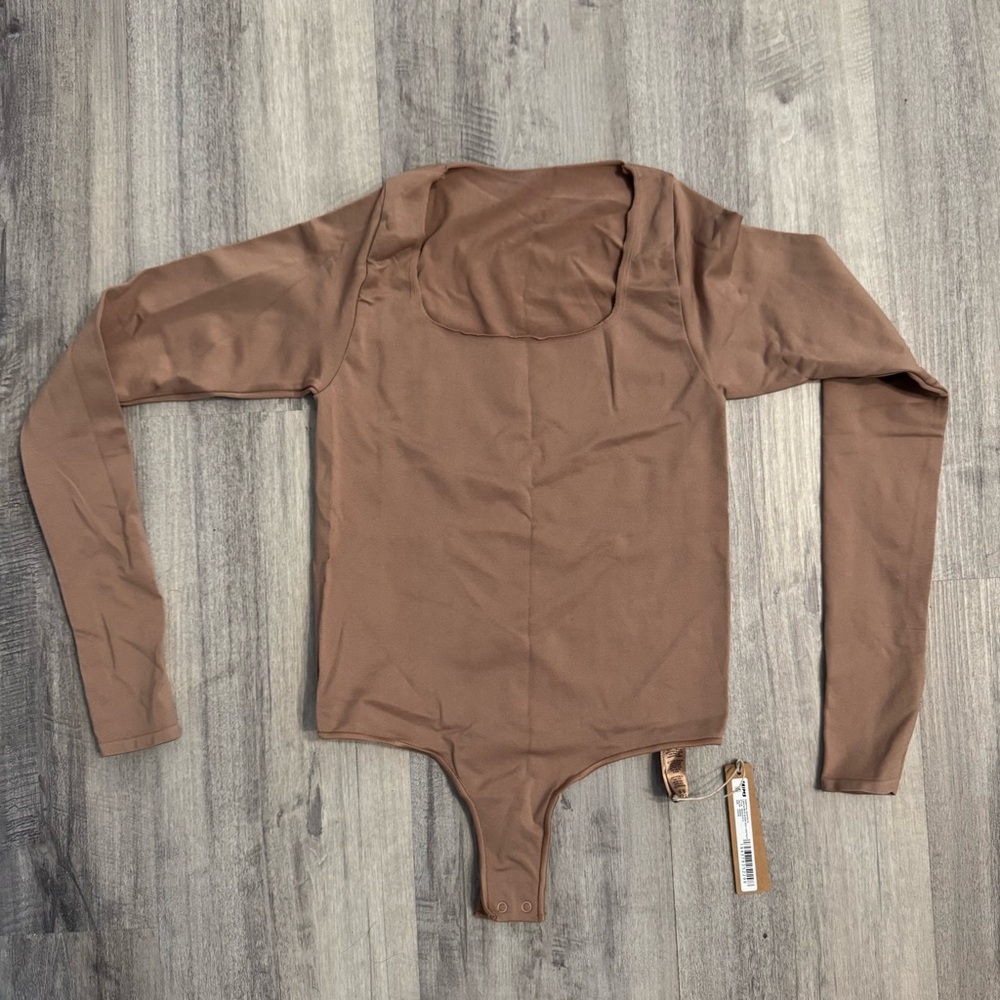 Brand New Skims Long Sleeve Scoop Neck Thong Body Suit